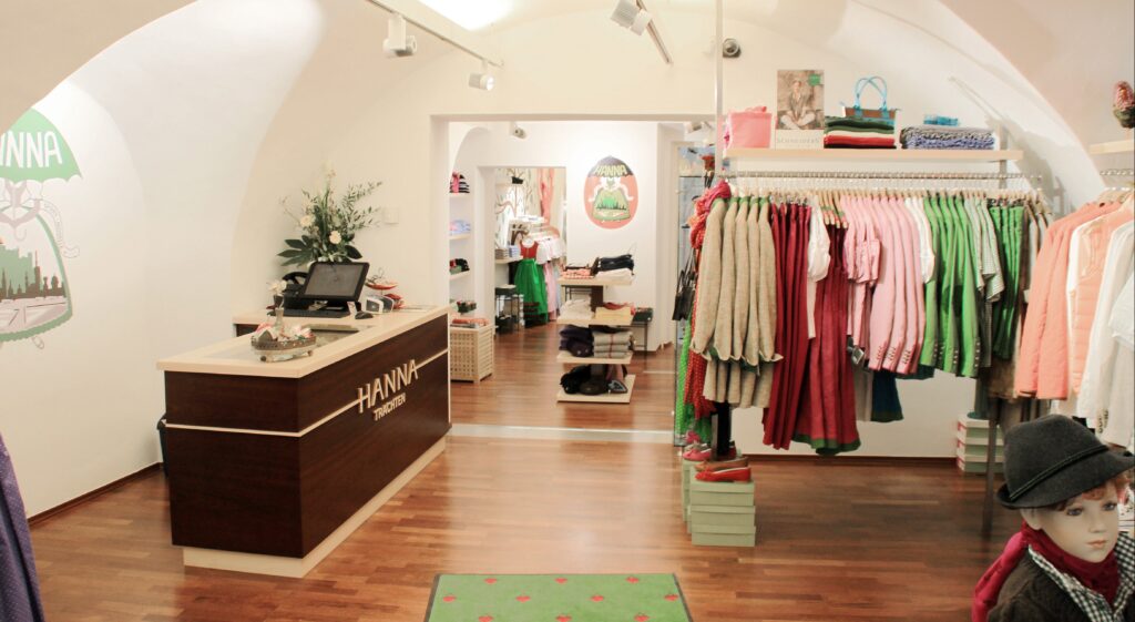 Fashion Store Concept & Technical Design, Hanna Trachten