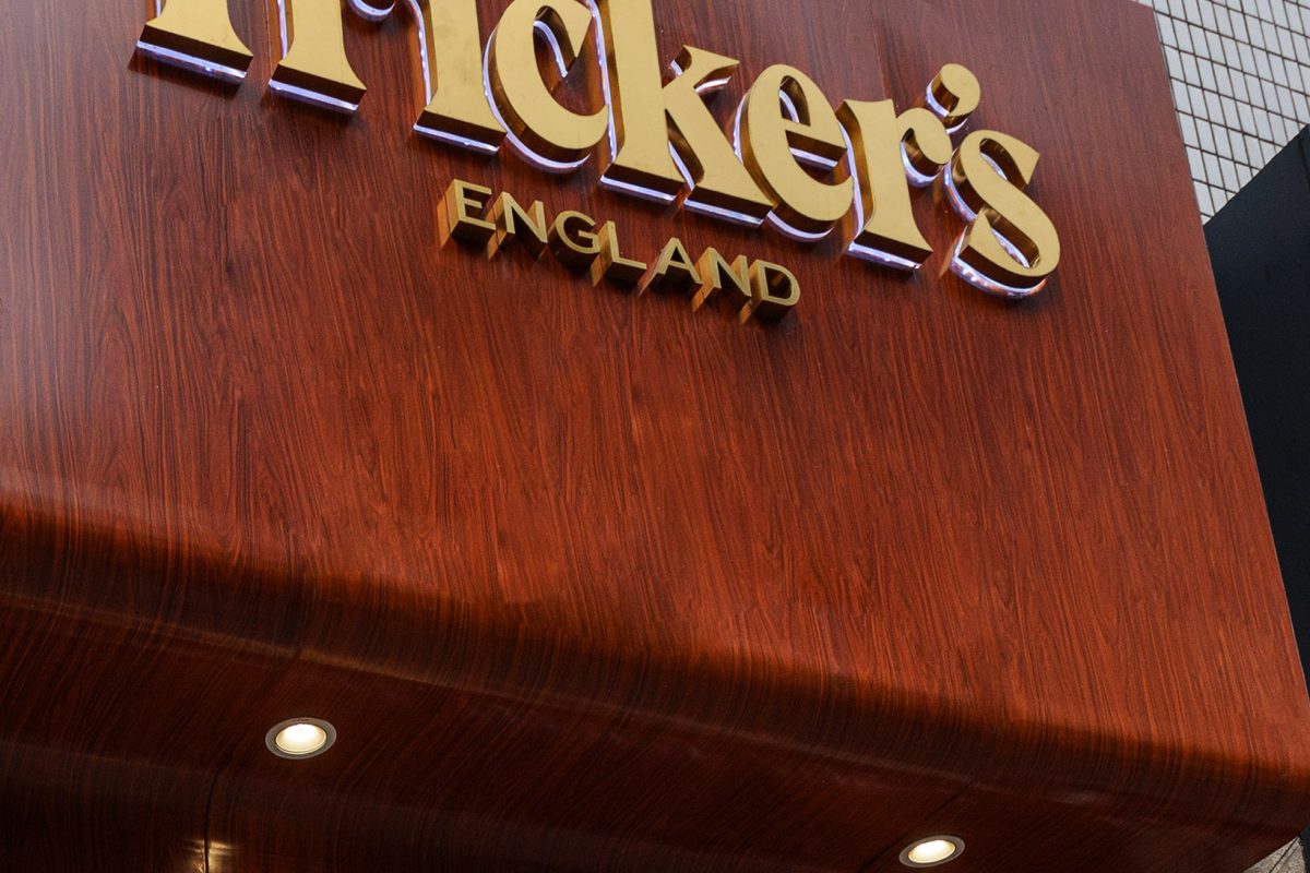 Service Centre Store Design, Trickers