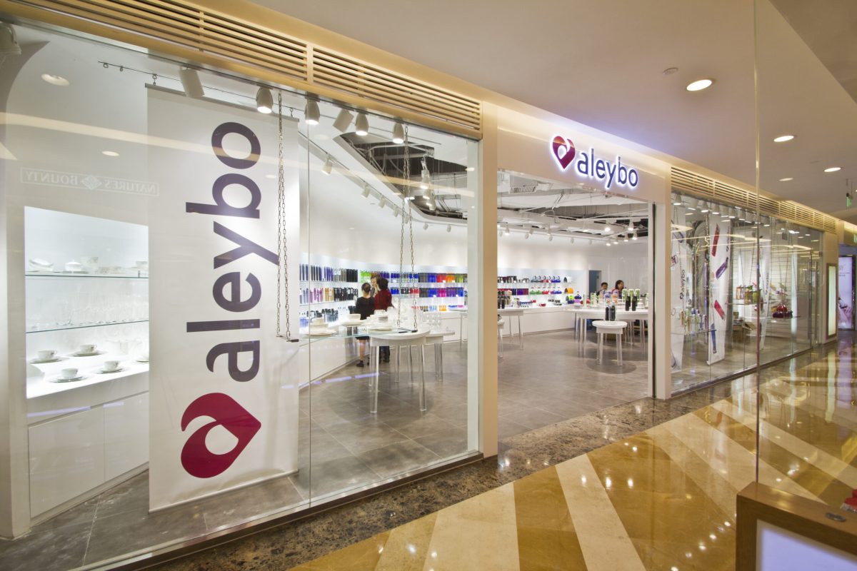 Store Window & Display Area Design, Aleybo