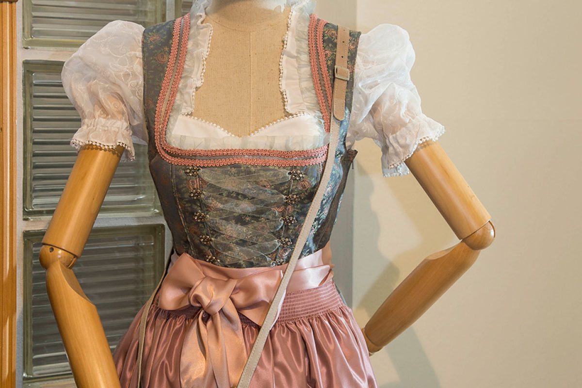 store-concept-design-hanna-trachten-austria-2016